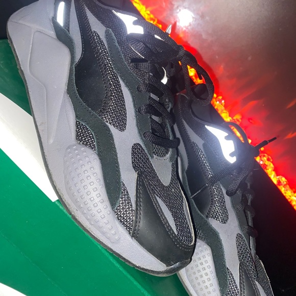 RS-X3 ‘Puzzle - Castlerock’ - Picture 2 of 4